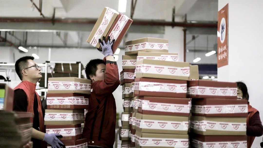 “奥莱折扣店”十之八九的都在赔钱？？真正赚钱的都在做这件事